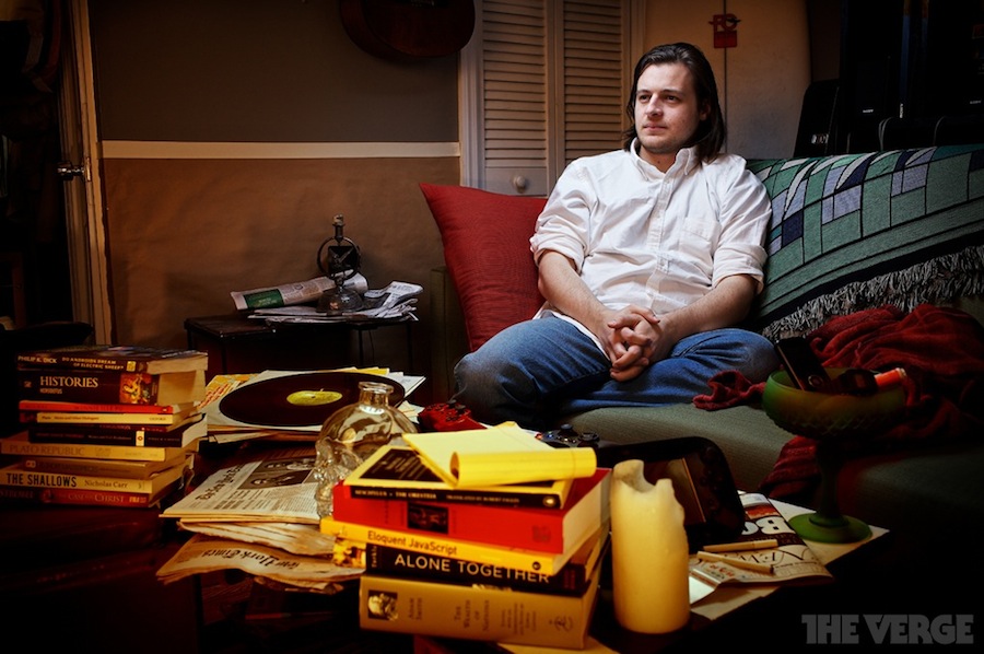 Люди, эксперименты, над собой, год без интернета, без денег, бродяжничество, без сахара