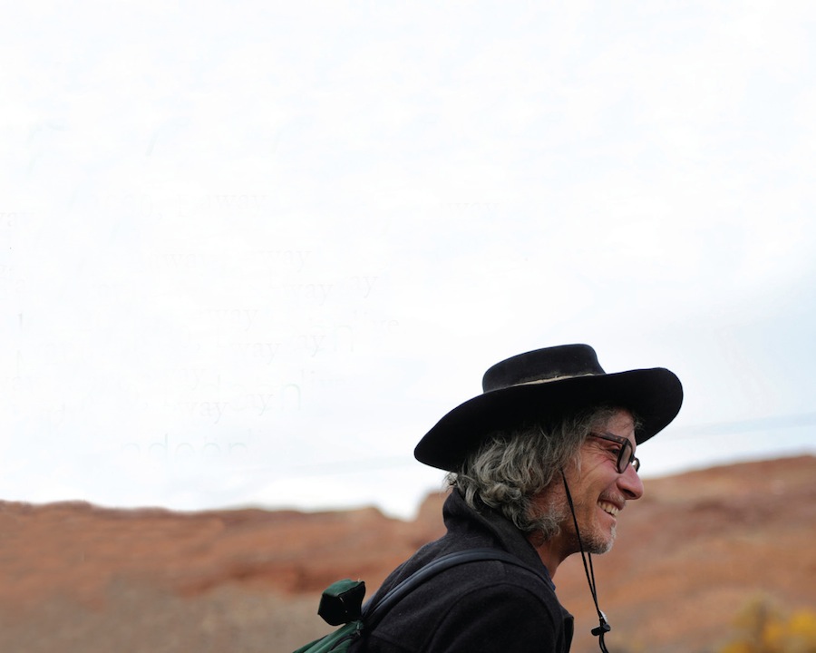 Люди, эксперименты, над собой, год без интернета, без денег, бродяжничество, без сахара