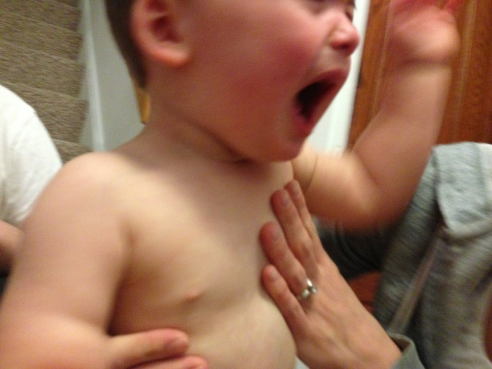 почему плачет мой сын ребёнок плачь 