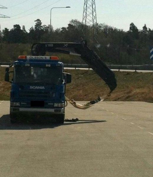 Неожиданные места, в которых люди умудрились заснуть Неожиданные места люди уснули, необычные позы сна, необычные люди спят