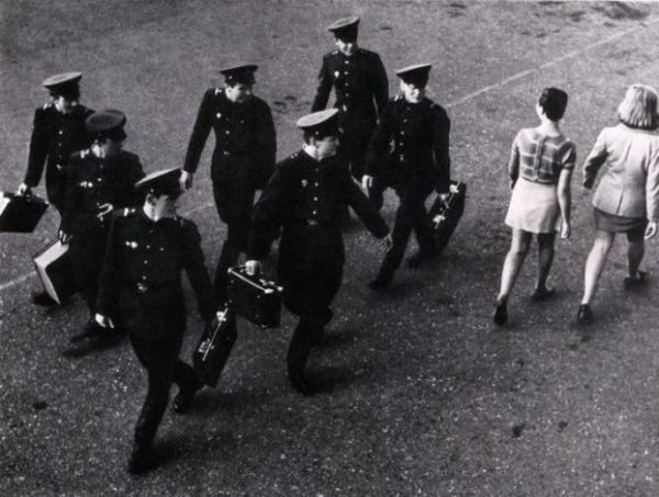 Сарказм, ужасы СССР, советская жизнь, тоталитаризм