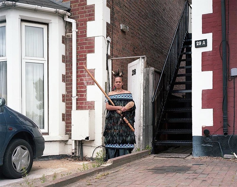 В моей стране, Дэниэл Стир, эмигранты Лондон 