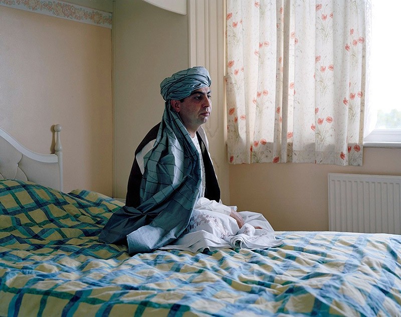 В моей стране, Дэниэл Стир, эмигранты Лондон 