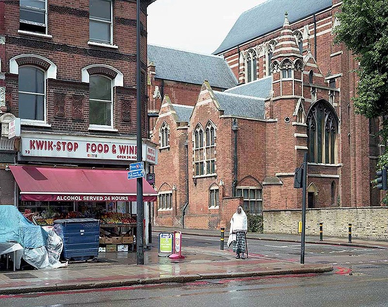 В моей стране, Дэниэл Стир, эмигранты Лондон 