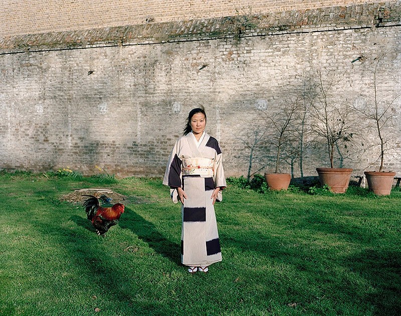 В моей стране, Дэниэл Стир, эмигранты Лондон 