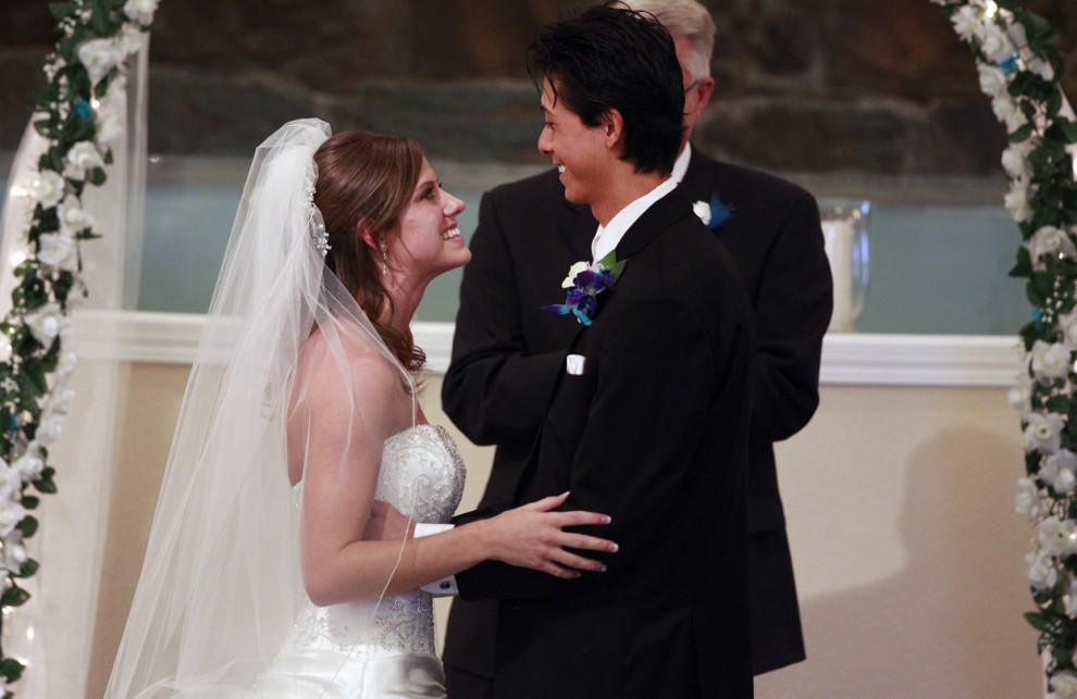 истории, трех, свадеб, после стрельбы, лесбиянки, гуманистический брак