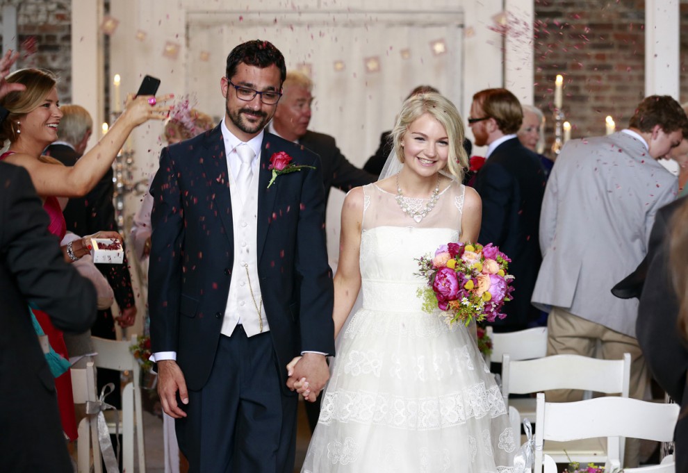 истории, трех, свадеб, после стрельбы, лесбиянки, гуманистический брак