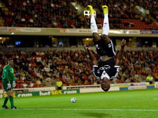 в нужный момент, поймать кадр, лови момент