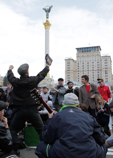 Парад гопников, гоп парад, флешмоб в Киеве, фото