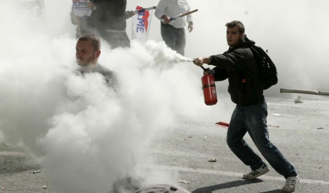 Так выглядит безразличие или им просто пофиг пофигисты, люди которым всё равно, им пофиг, так выглядит безразличие