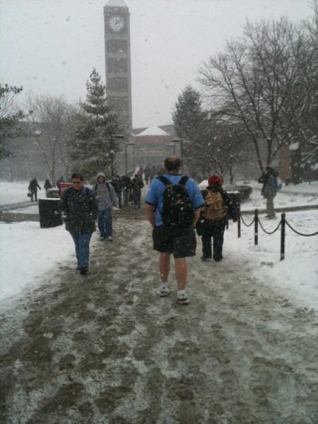 Так выглядит безразличие или им просто пофиг пофигисты, люди которым всё равно, им пофиг, так выглядит безразличие