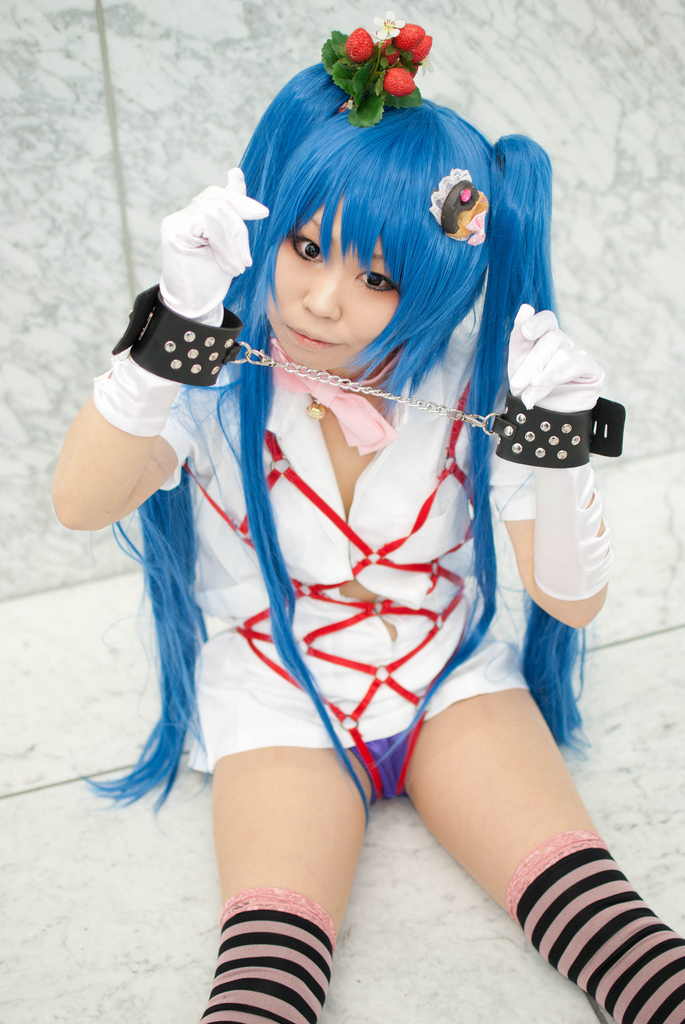 Cute Hatsune Miku Japanese Cosplayer 39