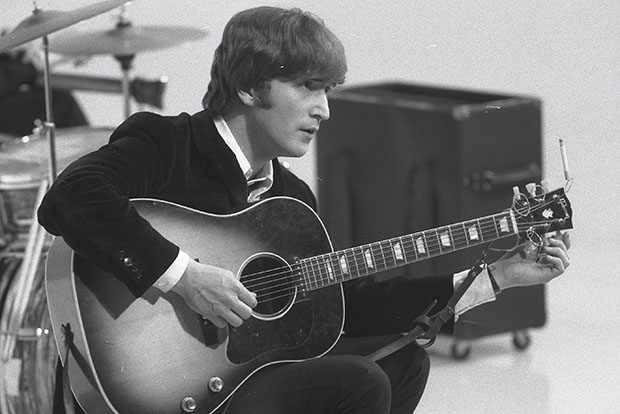 Самые богатые, умершие знаменитости, по версии журнала, Forbes, 2013 год