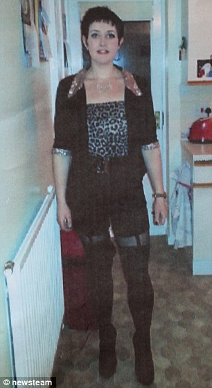 Кэти Айзек,Katy Isaac, похудела, более чем, в 2 раза,не смогла пристегнуться, ремнем, в самолете, расширитель