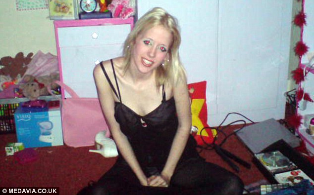 Как будто, беременна, болезнь Гишпрунга, Хейли Барли Hayley Barley, вздутие животна, кишечник