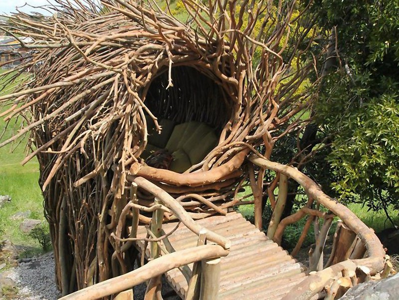 Джейсон Фанн, гнёзда для людей