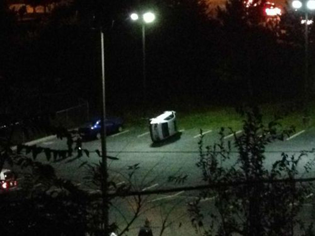 Смешные фото, люди нарушают, запреты,законы, делают что хотят