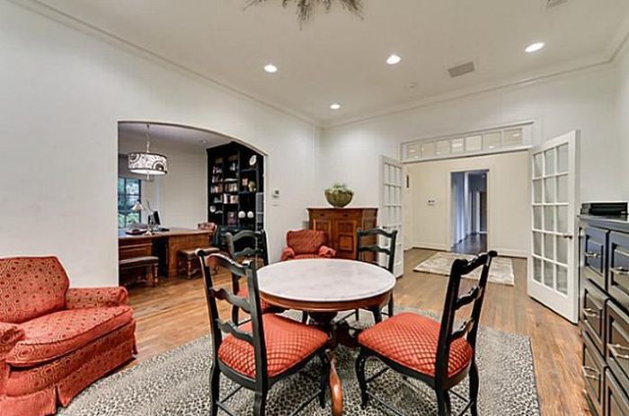 Чак Норрис, продает, выставил, свой, дом, на продажу