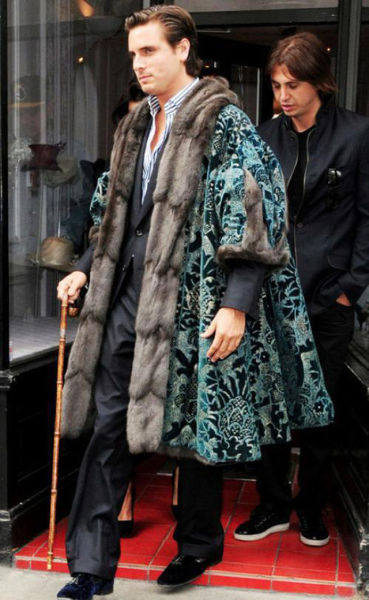 Сумасшедшая мода от дизайнеров с больной фантазией и их бедные модели Сумасшедшая мода, бедные модели, экстравагантные показы