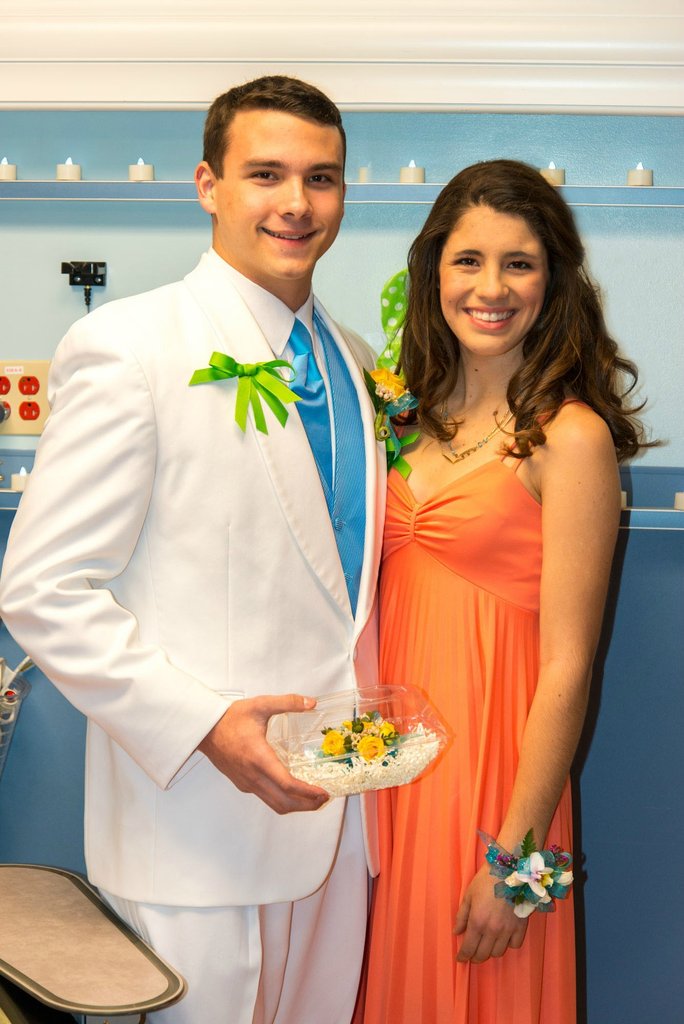 Выпускной, Кейтлин, рак 