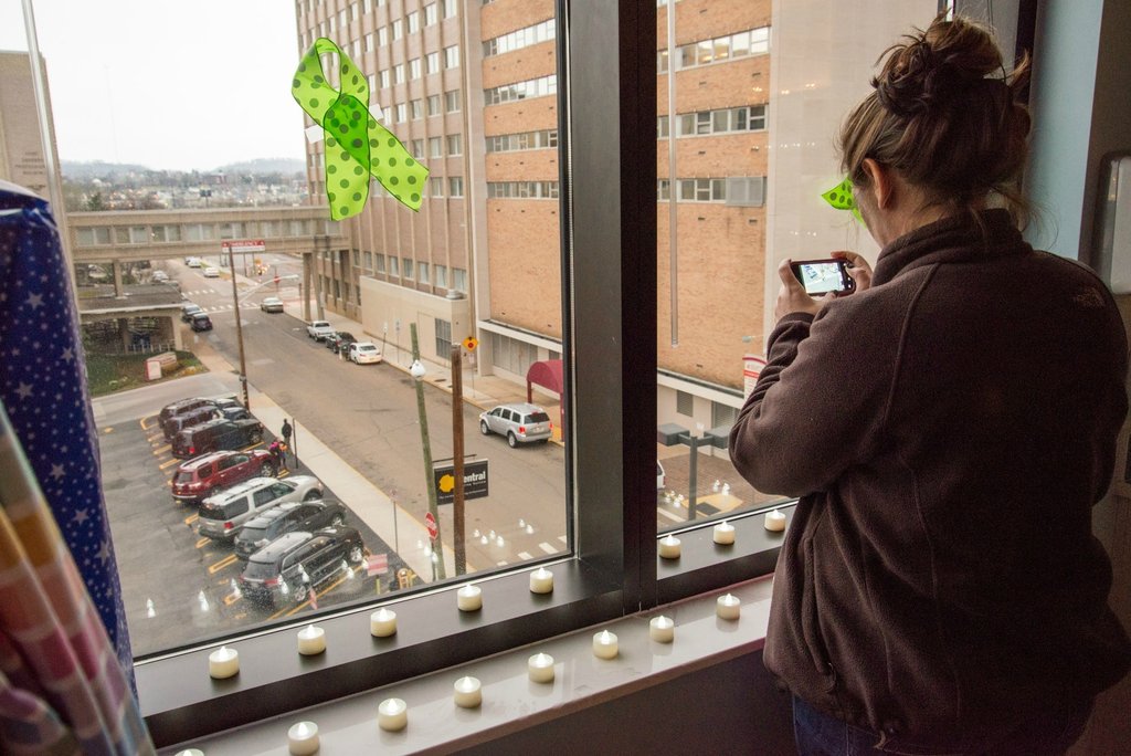 Выпускной, Кейтлин, рак 