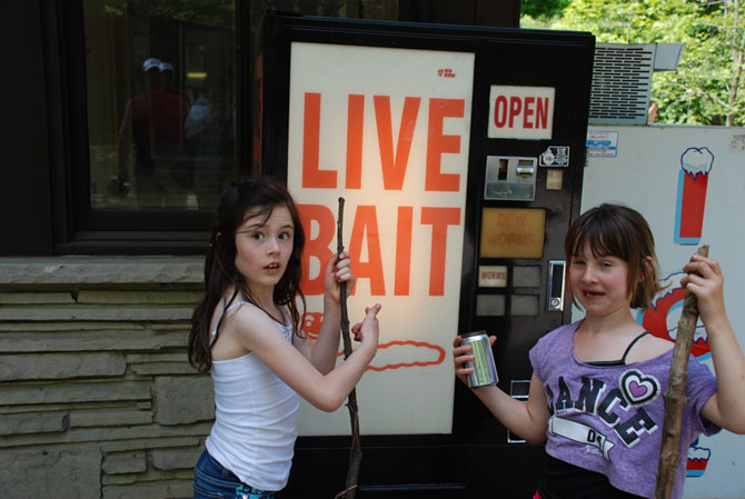 вендинговые автоматы, необычные вещи. купить, продаются через, в