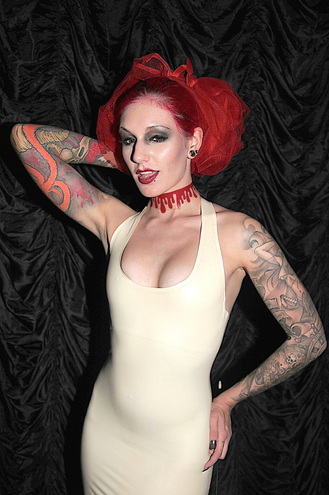 Татуированные девушки, международная, тату-конвенция,Лондон, мужчины, татуировки, фестиваль