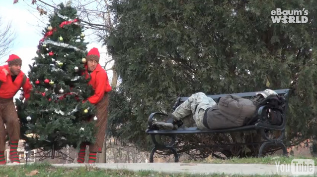Рождественское чудо, доброе дело, для одинокого бездомного