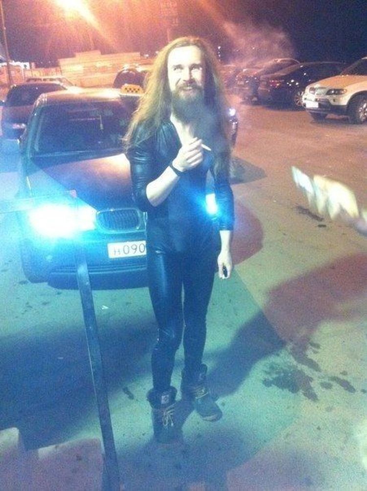 Горе-модники на улицах города, фрики