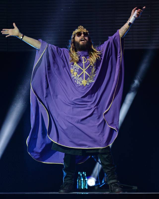 Самые нелепые и безвкусные наряды голливудских знаменитостей за последнее время нелепые наряды голливудских знаменитостей, странные наряды звёзд