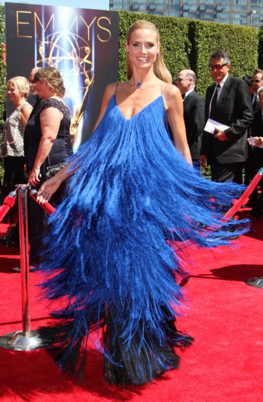 Самые нелепые и безвкусные наряды голливудских знаменитостей за последнее время нелепые наряды голливудских знаменитостей, странные наряды звёзд