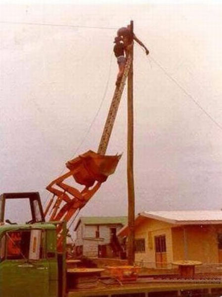 Слабоумие и отвага, техника безопасности  