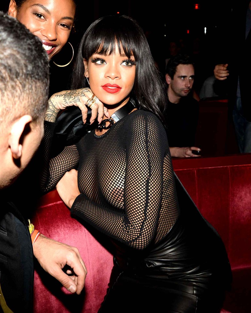  Balmain after-party Paris, Rihanna, Бесстыжий наряд Рианны