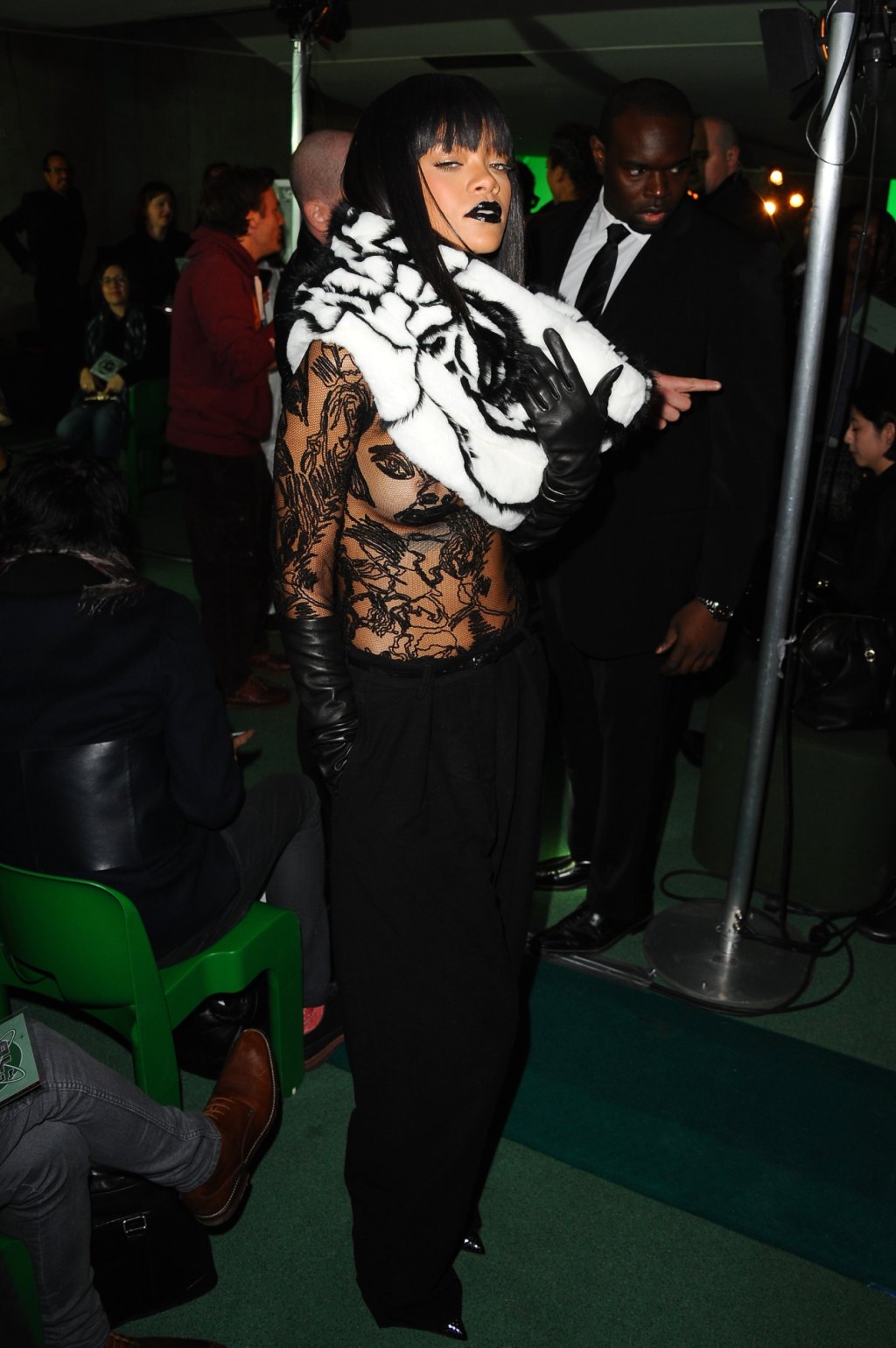  Balmain after-party Paris, Rihanna, Бесстыжий наряд Рианны