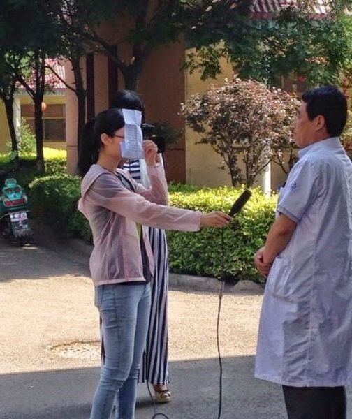 Странные снимки, фотографии не поддающиеся объяснению, странные смешные люди