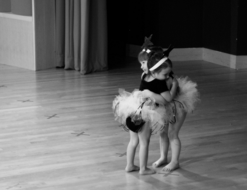 объятия, hug, обнимашки