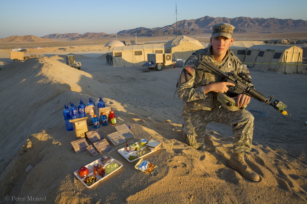 Питер Мензель