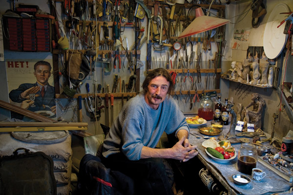 Питер Мензель