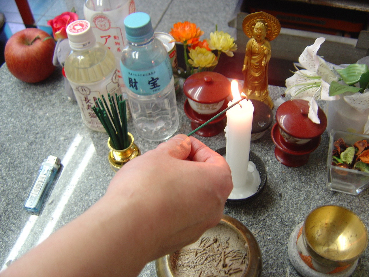 Как работает похоронное бюро для животных в Токио похоронное бюро для животных, ритуальные услуги для животных, похоронное бюро Токио