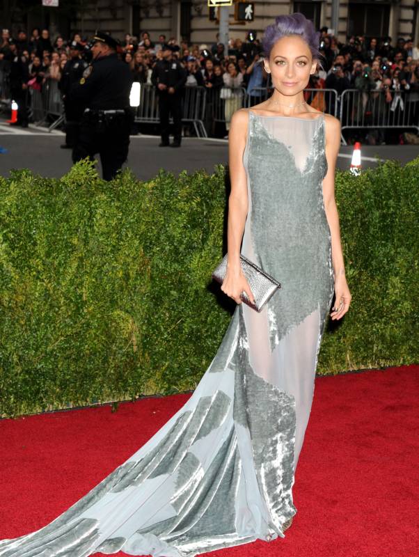 Самые нелепые наряды звёзд Голливуда, нелепые наряды звёзд 