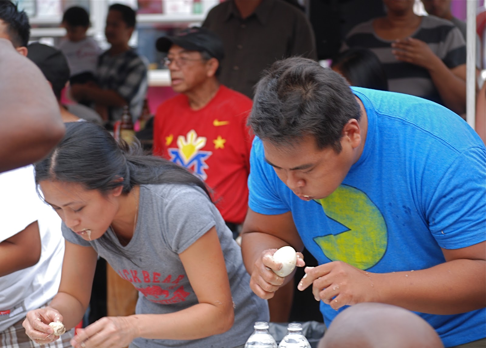 balut eating contest NYC, балут, утиные эмбрионы