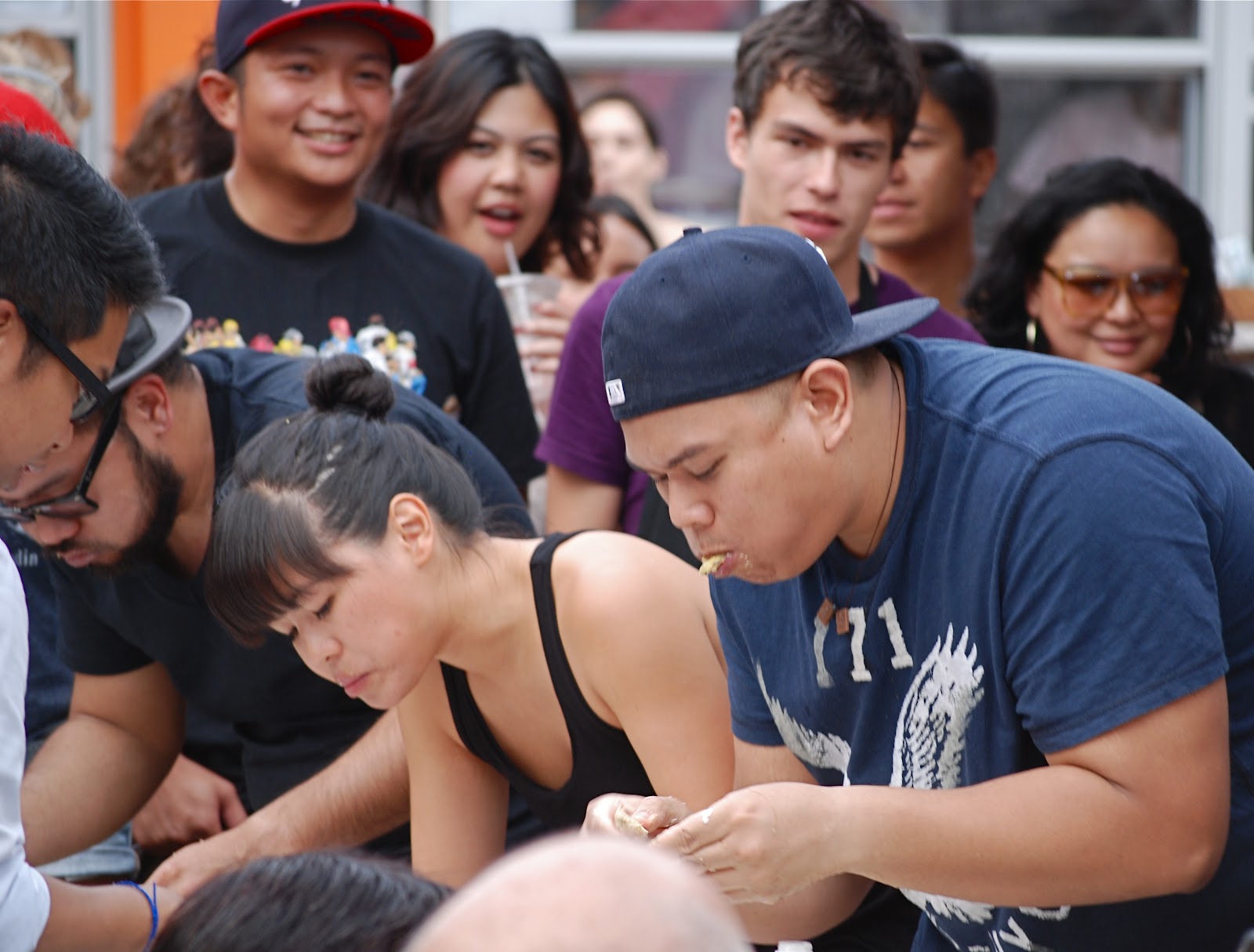 balut eating contest NYC, балут, утиные эмбрионы