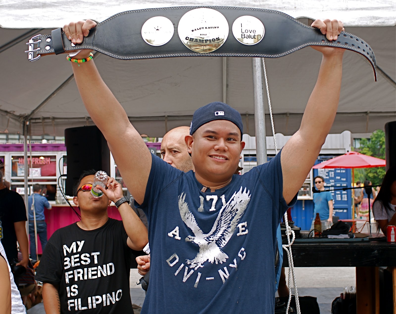 balut eating contest NYC, балут, утиные эмбрионы