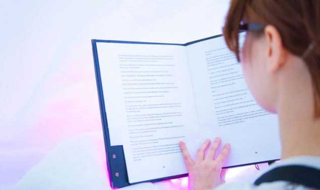 Ученые создали книгу, заставит читателя, чувствовать, переживания,радости, страхи, главного героя, персонажа