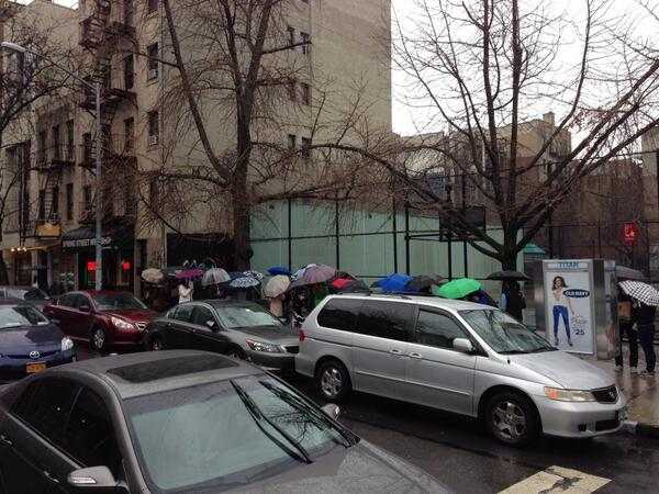 Безработный Роберт Самуил и его необычный вид заработка Same Ol Line Dudes, Robert Samuel