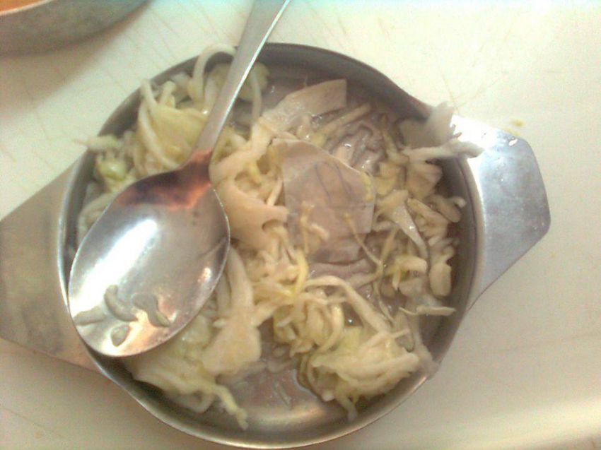 Студенческое общежитие в Македонии, интерьер которого напоминает фильмы ужасов общежитие Гоце Делчев, ужасное общежитие в Македонии, Скопье, общежитие фильм ужасов общага