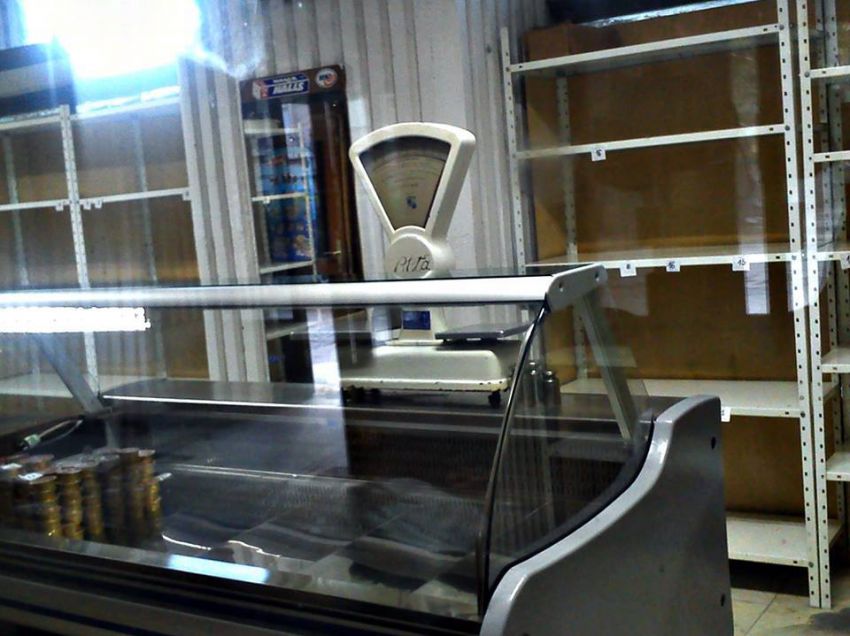 Студенческое общежитие в Македонии, интерьер которого напоминает фильмы ужасов общежитие Гоце Делчев, ужасное общежитие в Македонии, Скопье, общежитие фильм ужасов общага