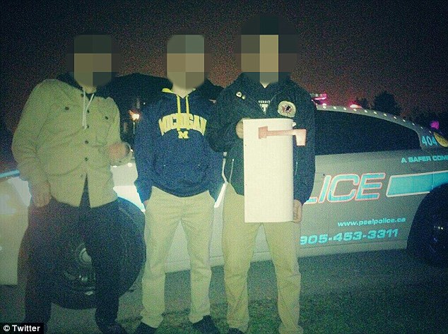 2000 людей, приглашенных на вечеринку, оставили после себя ущерб на 70000 долларов 2000 гостей на вечеринке в доме, вечеринка в особняке ущерб 70000 долларов, парень пригласил на вечеринку 2000 друзей