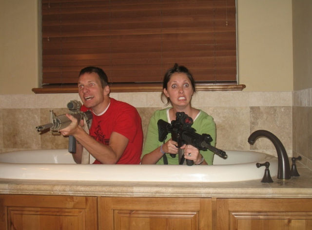 Странные снимки, фотографии не поддающиеся объяснению, странные смешные люди