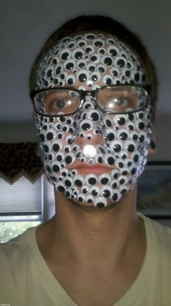 Странные снимки, фотографии не поддающиеся объяснению, странные смешные люди